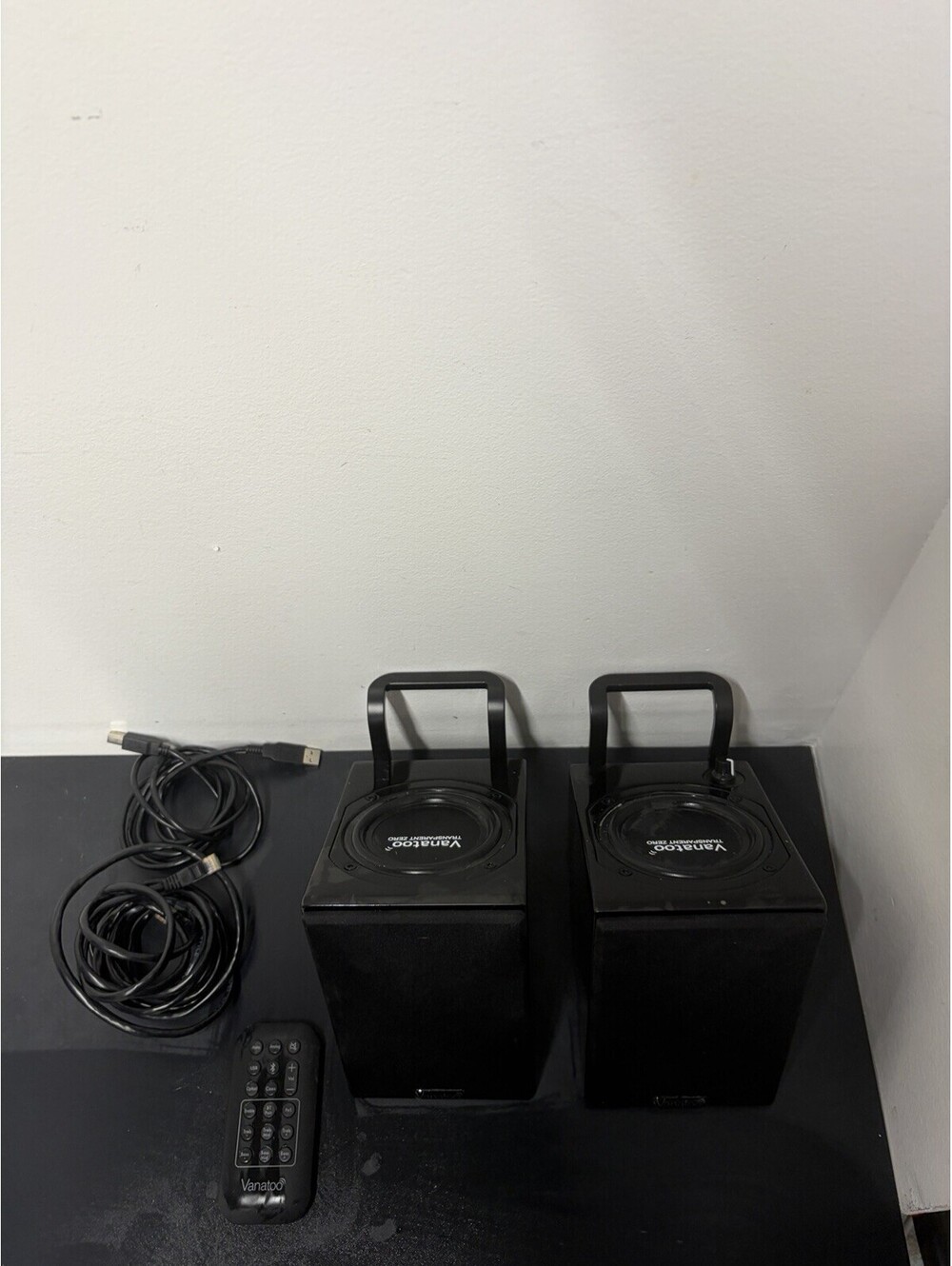 Vanatoo Transparent Zero Active Powered Speakers & Remote Like New